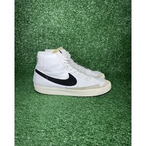 Nike Blazer Mid 77 Vintage Mens Size 11 White Black Athletic Sneakers Skate Shoe